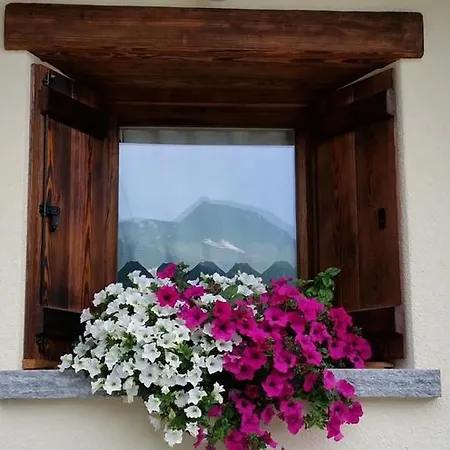 Nocleg ze śniadaniem Il Fiore Delle Alpi